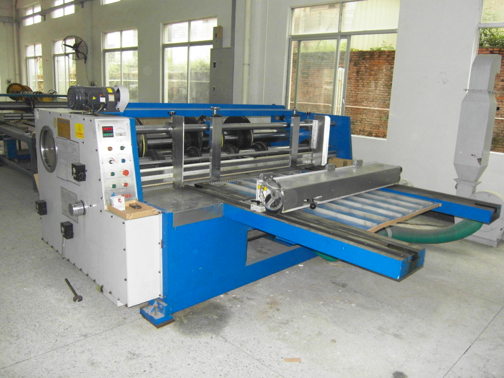 全自动高速开槽机